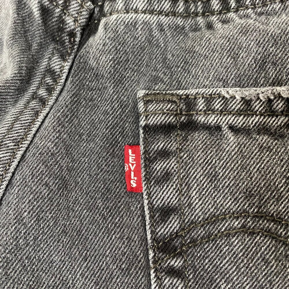 Levi's 501 Premium Denim Jean Shorts Women W27 Black-ish Gray Distressed Chewed - Picture 9 of 16